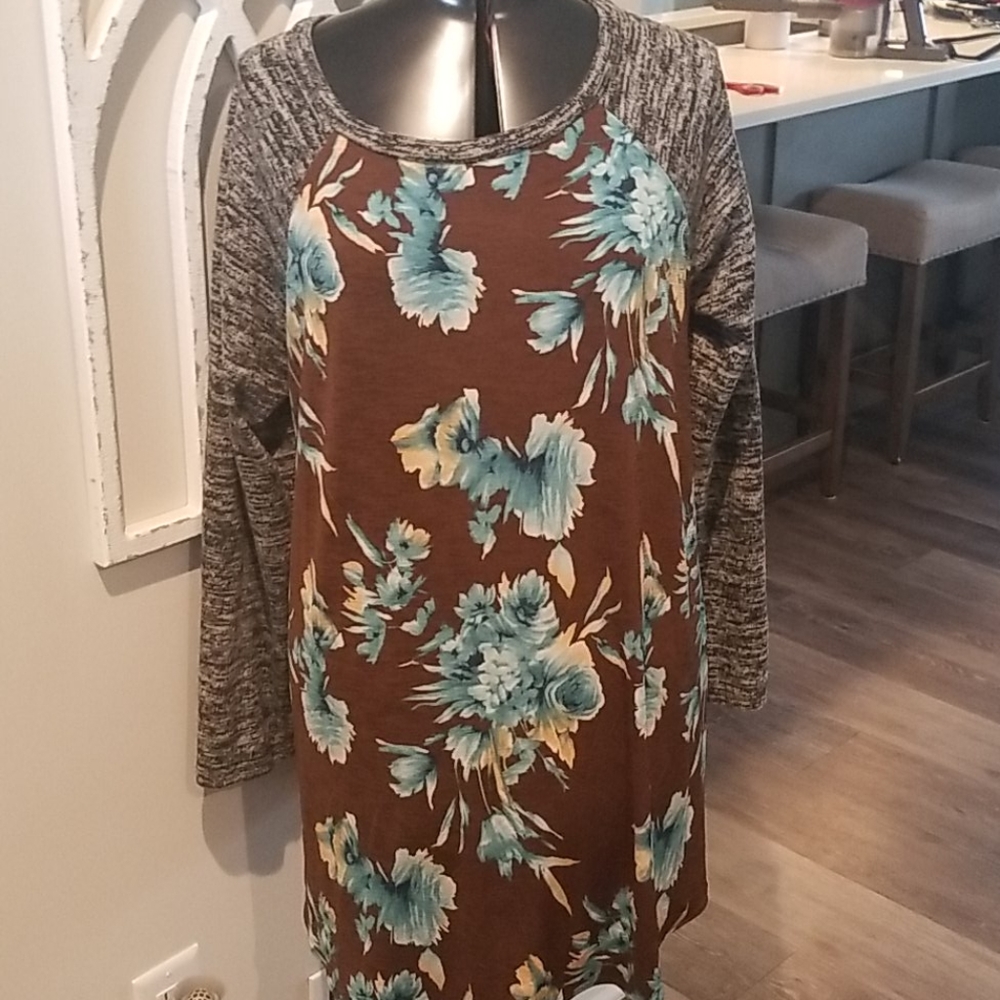 Eloges Floral Tunic